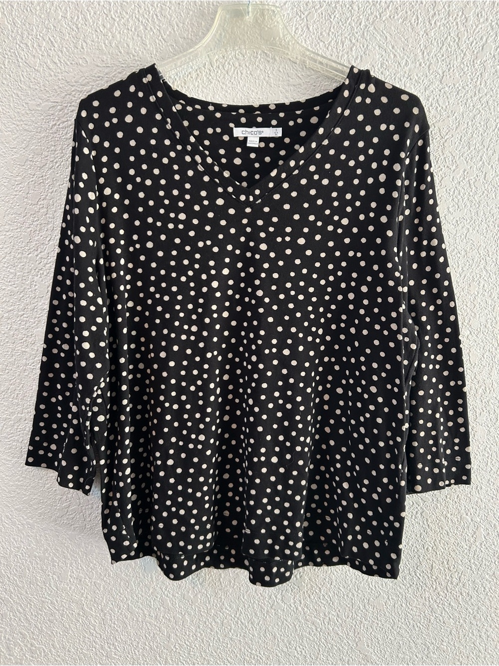Chico's 100% Pima Cotton Black Polka Dot V-Neck Top XL